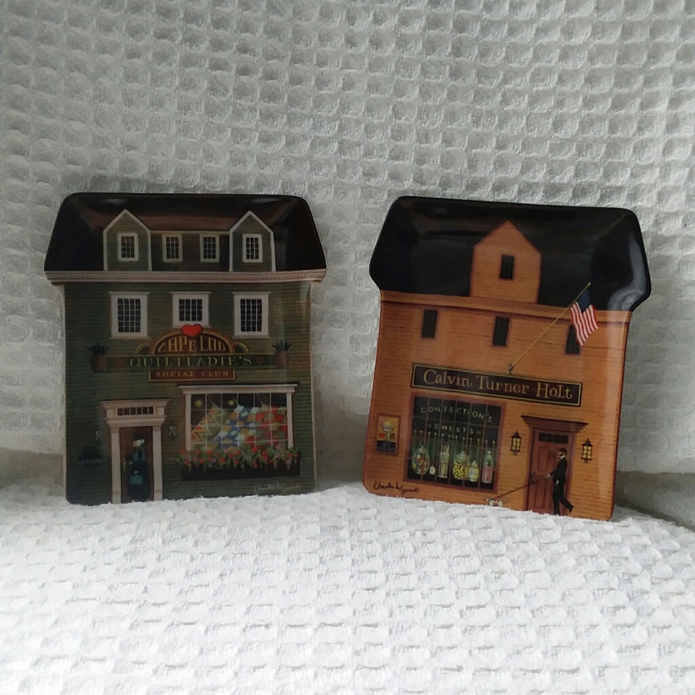 Charles Wysocki Folktown Set of 2 Plates